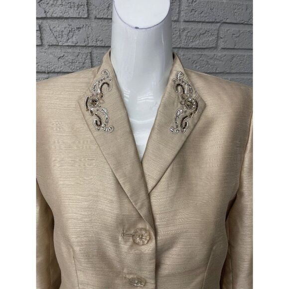 Le Suit Petite Women Champagne Beaded Embroidered 2 Piece Skirt Suit Size 10P - Picture 6 of 13